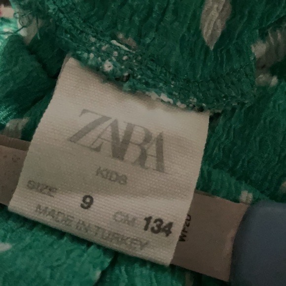 Zara Green Floral print shorts girls size 9 - Picture 4 of 5